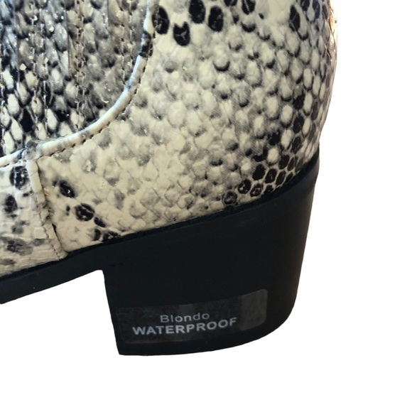 Blondo Waterproof Leather Snakeskin Print Ankle Boot 7 NWT - Picture 4 of 16
